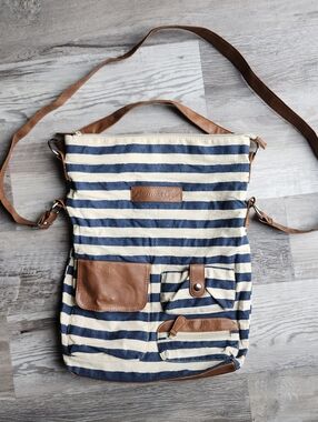 American Eagle Crossbody Bag Striped Canvas Brown Leather Pockets